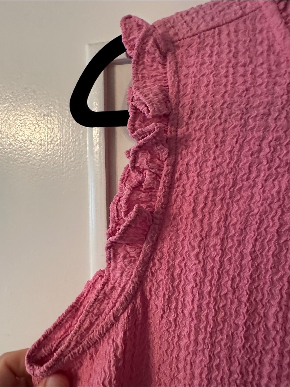 LOFT Pink Textured Ruffle Shell Top - Picture 3 of 4